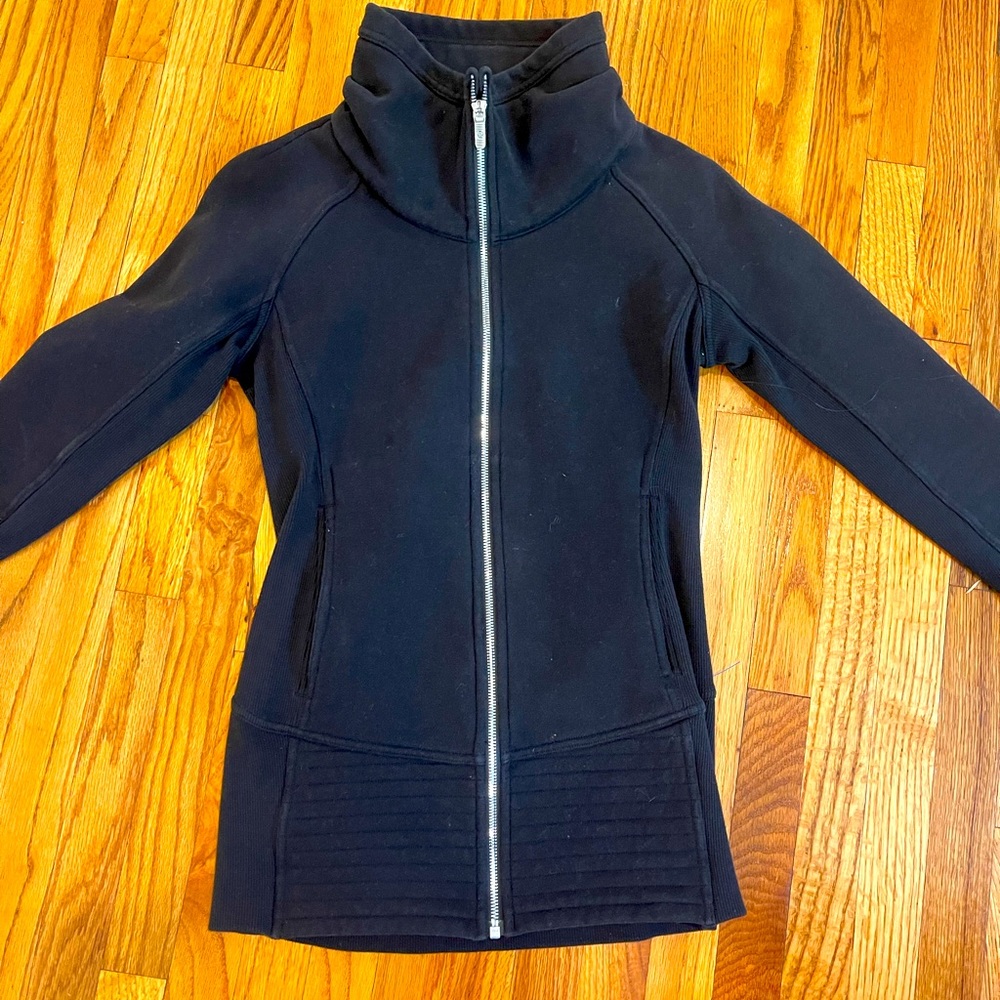 Lululemon sweatshirt size S